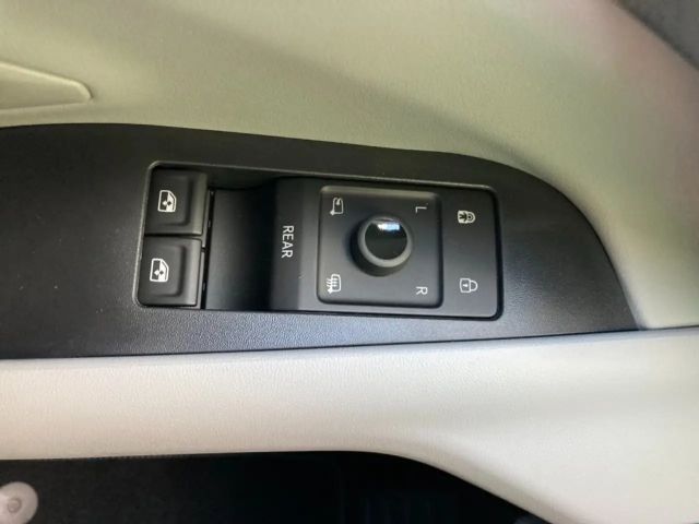 Ford Explorer Extended range RWD