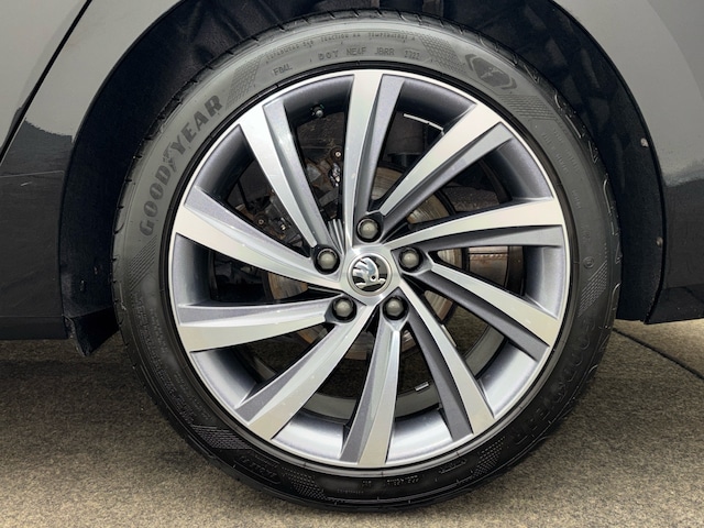 Skoda Octavia 2.0 TDI Combi Style Style