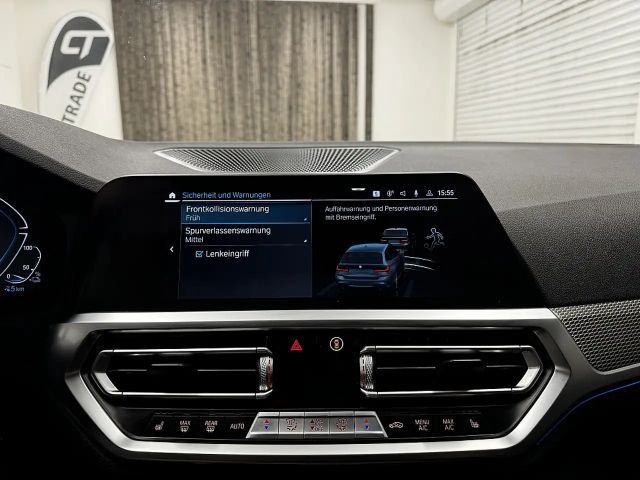 BMW 330 330e Touring