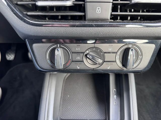 Skoda Scala Essence TSI