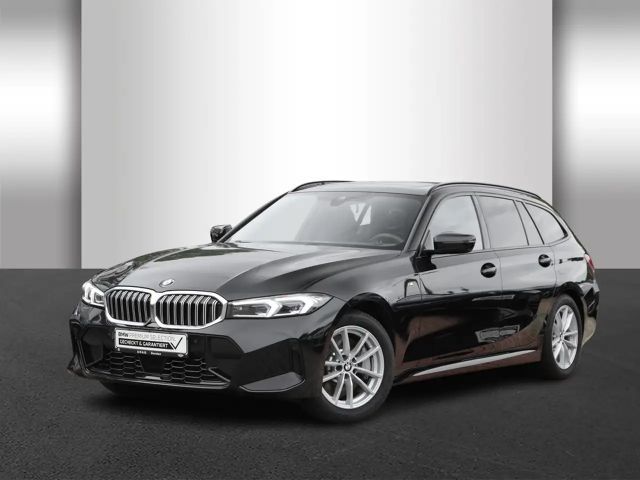 BMW 330 330i M-Sport Touring xDrive