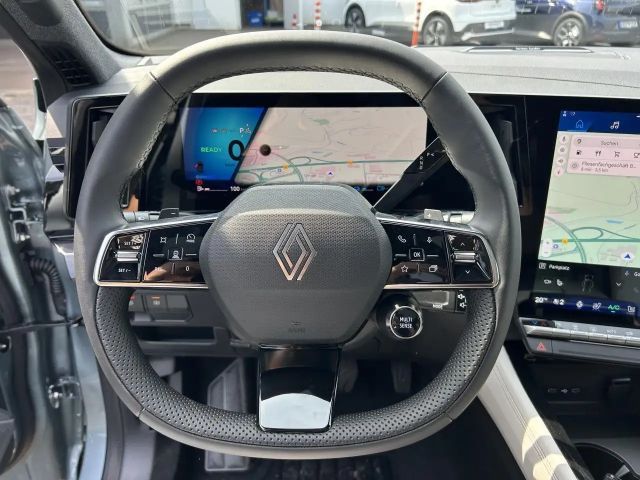 Renault Espace E-Tech Hybrid Iconic