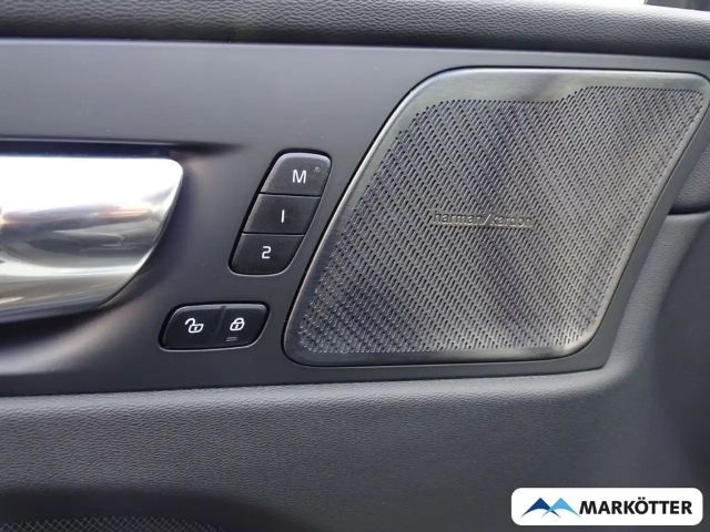 Volvo XC60 AWD Dark Ultimate