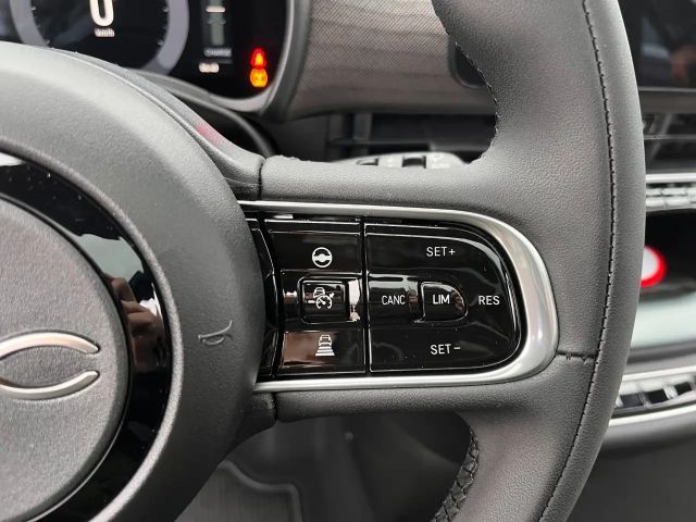 Fiat 500e Elektro Giorgio Armani Collector's Edition