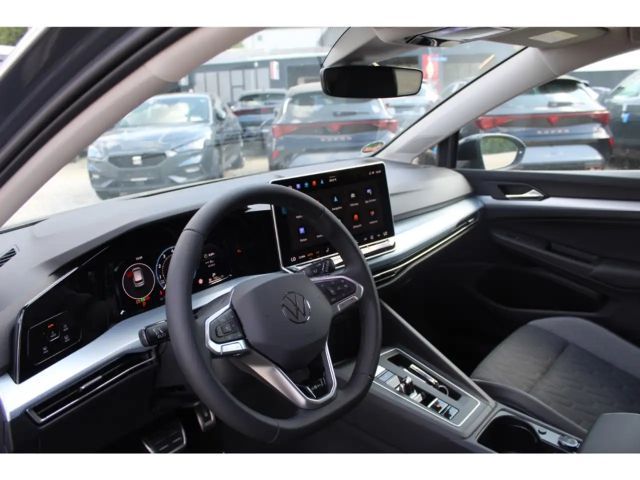 Volkswagen Golf 1.5 TSI DSG