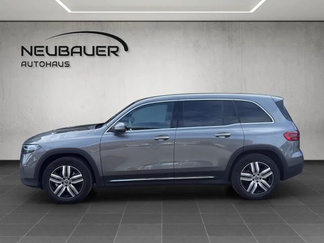 Mercedes-Benz EQB 250