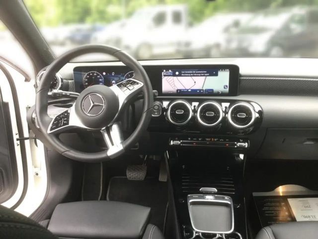 Mercedes-Benz A 220 4MATIC Progressive