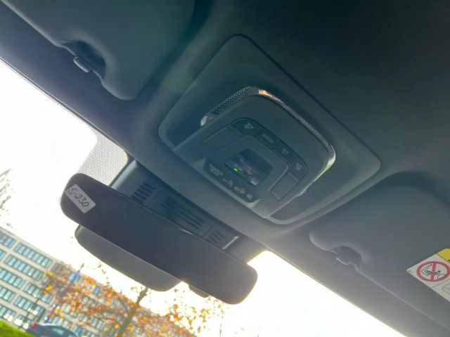 Toyota C-HR Hybride Team D