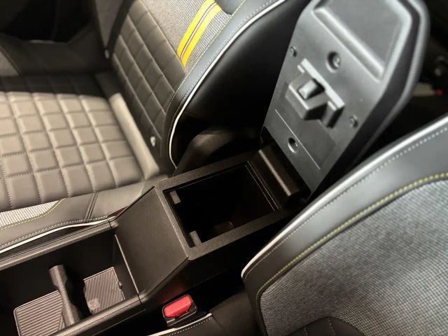 Renault 4 Comfort E-Tech Iconic