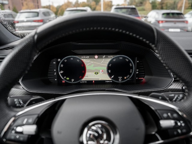 Skoda Superb 2.0 TDI Combi Sportline