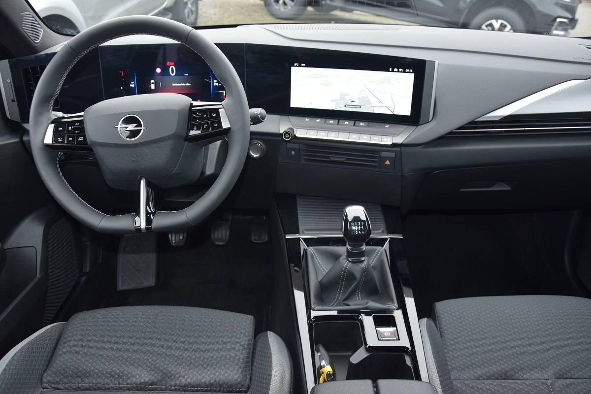 Opel Astra 1.2 Turbo Sports Tourer Turbo