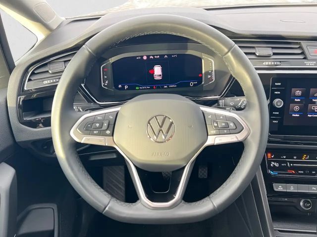 Volkswagen Touran DSG Highline R-Line