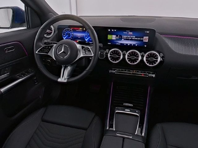 Mercedes-Benz EQA 300 4MATIC