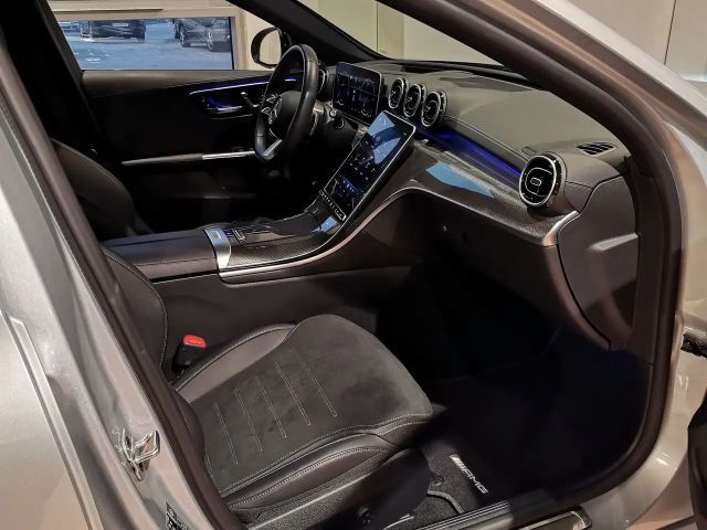 Mercedes-Benz C 300 4MATIC AMG Line