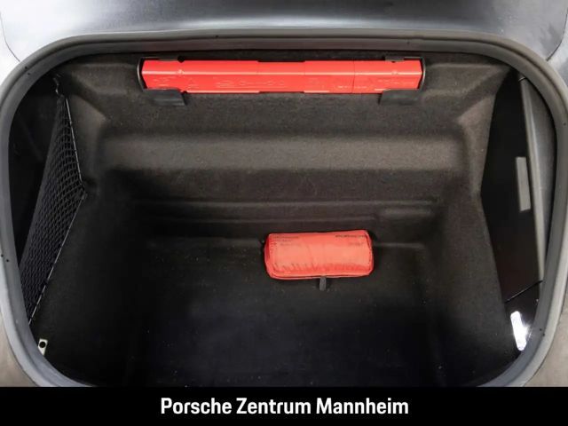 Porsche 992 Cabrio Carrera GTS