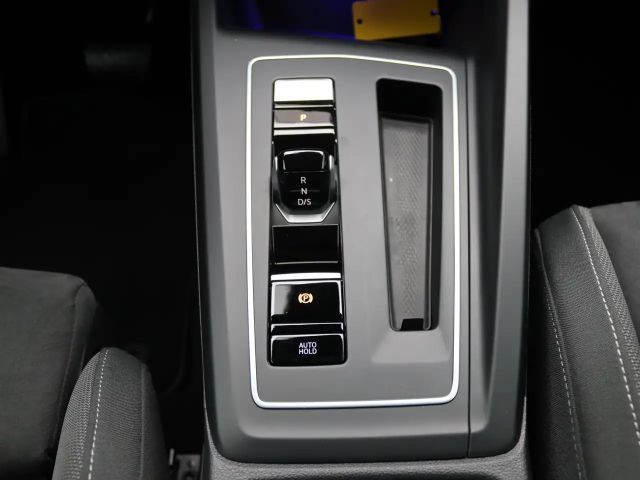 Volkswagen Golf 2.0 TDI DSG Style