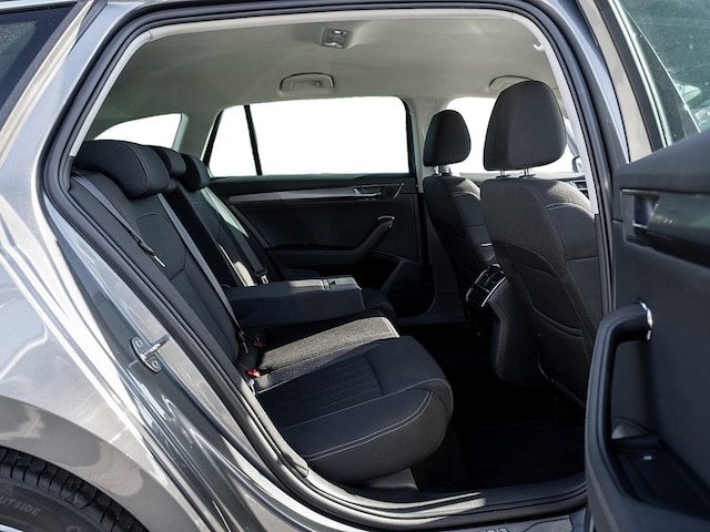 Skoda Superb 2.0 TDI Combi Style Style