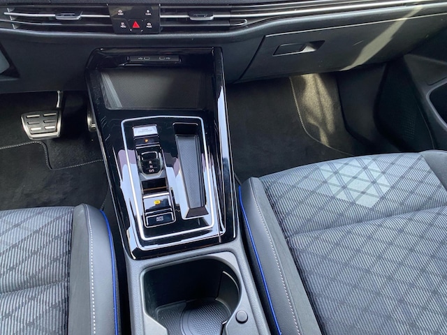 Volkswagen Golf DSG R-Line Variant