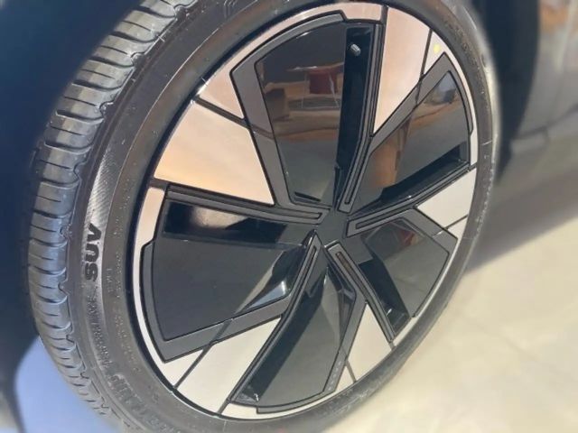 Volvo EX30 Performance Twin motor Ultra