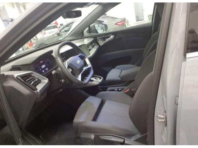 Audi Q4 e-tron SUV 45 e-tron Audi Q4 e-tron