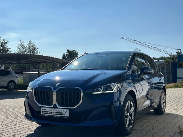 BMW 220 220i Active Tourer