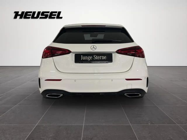 Mercedes-Benz A 180 AMG Line