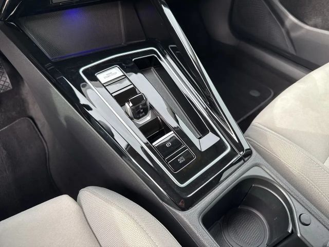 Volkswagen Golf GTE Style eHybrid