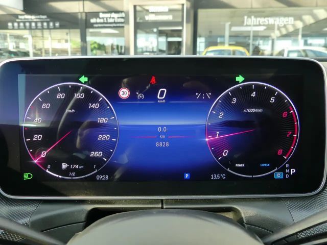 Mercedes-Benz C 200 AMG Line Sedan