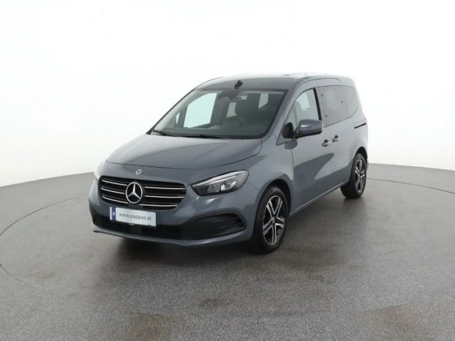 Mercedes-Benz T 180 T 180 Standard Aut. 5 Sitze Navi Cam SHZ LED