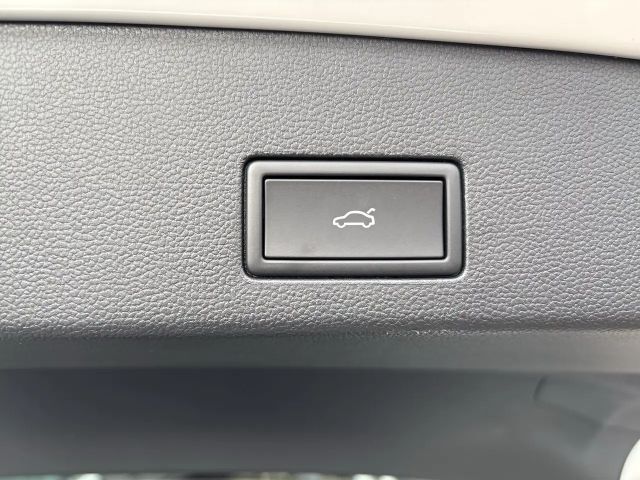 Volkswagen Golf DSG Sport Variant