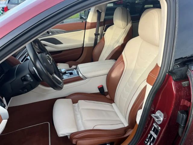 BMW M850 Coupé Gran Coupé Sedan xDrive