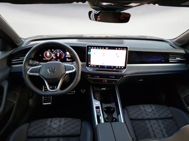 Volkswagen Passat 2.0 TDI DSG R-Line Variant