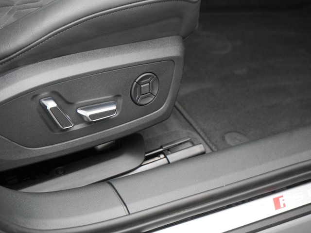 Audi RS6 Avant Quattro