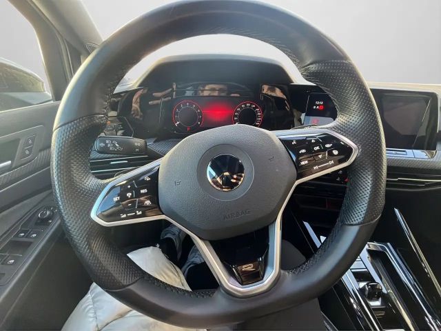 Volkswagen Golf DSG R-Line Variant