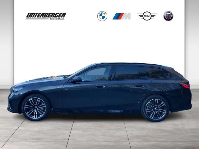 BMW 540 540d M-Sport Touring xDrive