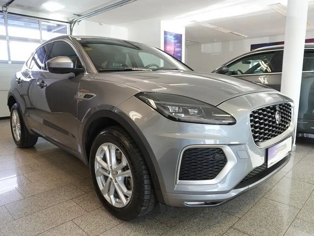 Jaguar E-Pace AWD P300e R-Dynamic SE