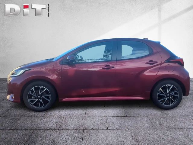 Toyota Yaris Hatchback Team D