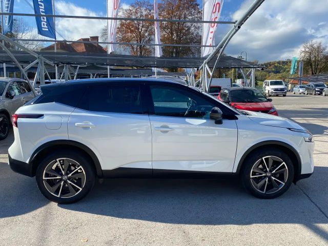 Nissan Qashqai DIG-T Tekna