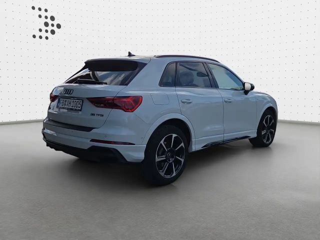 Audi Q3 35 TFSI S-Line