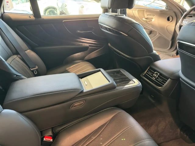 Lexus LS-Serie Executive Line