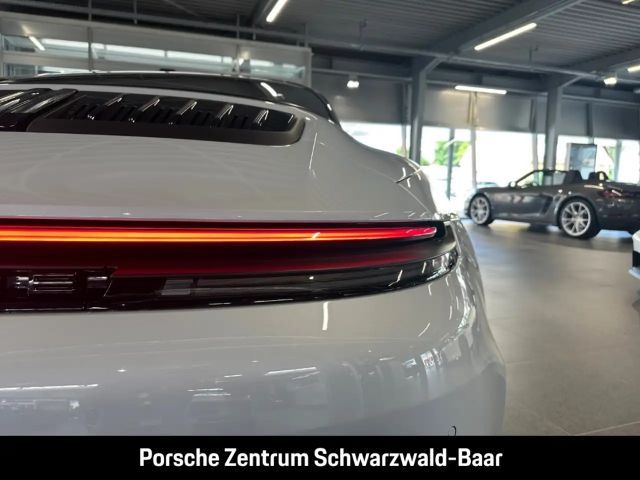 Porsche 992 4 Coupé GTS Targa