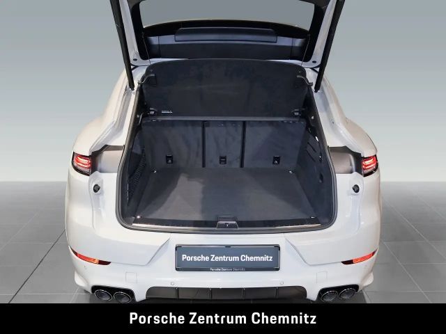 Porsche Cayenne 4 Coupé GTS