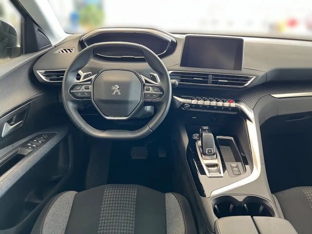 Peugeot 5008 Active Pack EAT8