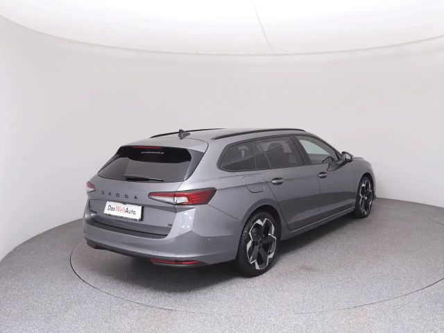 Skoda Superb Sportline iV