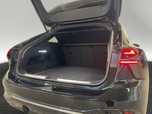 Audi A6 Avant Quattro S-Tronic