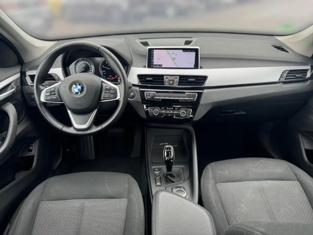 BMW X1 20dxA +NAVI+ACC+LED+APPLE+SHZ+DAB+MFL+BT+AHK+