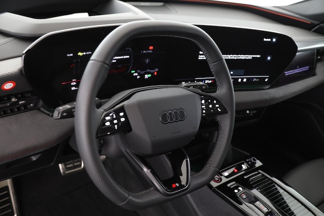 Audi A6 e-tron Avant Quattro