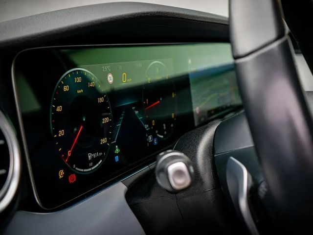 Mercedes-Benz E 220 E 220 d Estate