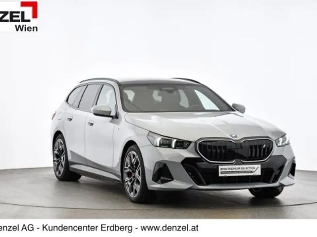 BMW i5 Touring eDrive40