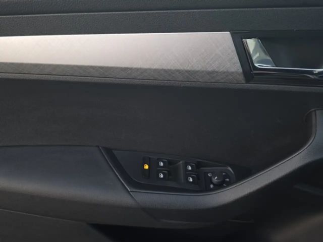 Skoda Karoq 1.0 TSI Ambition